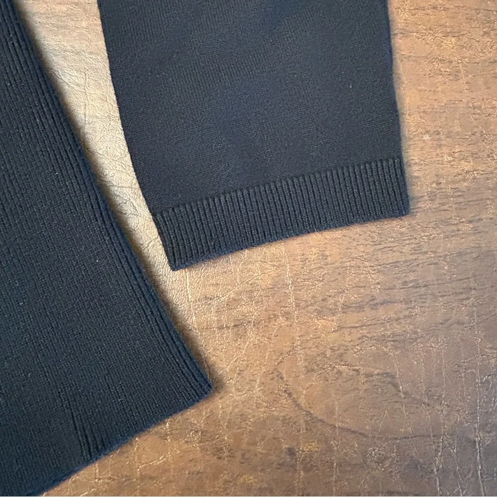 Apt 1 Black Sweater with Satin Bow Woman’s X-Large - Picture 4 of 6